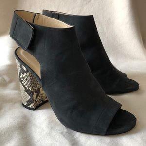 M. GEMI 38 Black Suede Snake Skin Heels Sandal
